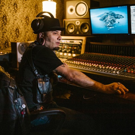 مكبر صوت بلوتوث